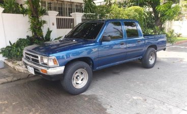 Selling Toyota Hilux 1997 Manual Diesel in Pasig