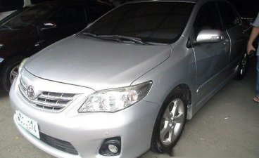 Selling Silver Toyota Corolla Altis 2013 Automatic Gasoline in Pasig