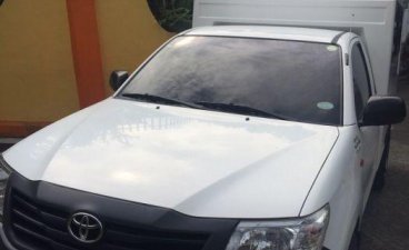 Selling 2nd Hand Toyota Hilux 2014 in Quezon City