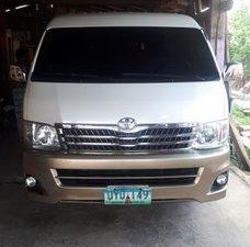White Toyota Hiace 2013 for sale in Alaminos