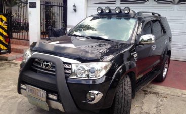 2nd Hand Toyota Fortuner 2009 at 70000 km for sale