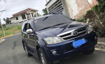 Blue Toyota Fortuner 2009 at 130000 km for sale