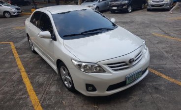 2nd Hand Toyota Altis 2013 at 90000 km for sale