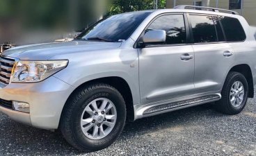 Selling 2nd Hand Toyota Land Cruiser 2008 Automatic Diesel at 128000 km in Muntinlupa