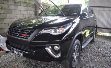 Sell Black 2016 Toyota Fortuner Automatic Diesel at 5800 km 