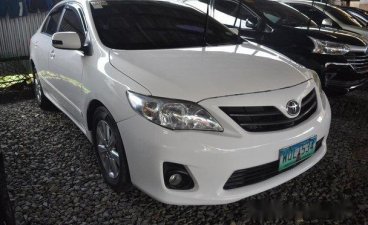 Sell White 2014 Toyota Corolla Altis at 48000 km