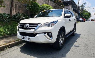 Selling White Toyota Fortuner 2017 Automatic Diesel at 23000 km 