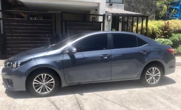 Selling Toyota Altis 2014 Manual Gasoline in Mandaluyong