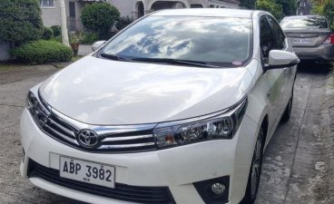Sell 2nd Hand 2015 Toyota Corolla Altis Automatic Gasoline at 17000 km in Parañaque