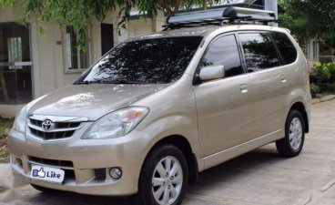 2nd Hand Toyota Avanza 2010 Automatic Gasoline for sale in Samal