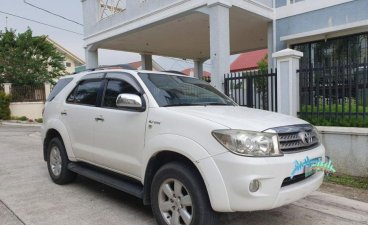 Toyota Fortuner 2009 Automatic Gasoline for sale in Silang