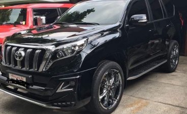 Selling Black Toyota Land Cruiser Prado 2016 Automatic Gasoline at 10000 km in Pasig