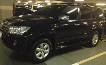 Sell Black 2010 Toyota Fortuner in Manila