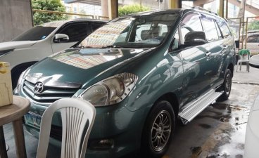 Selling Green Toyota Innova 2010 Manual Diesel in Manila