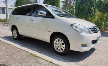 White Toyota Innova 2012 Automatic Diesel for sale in Manila