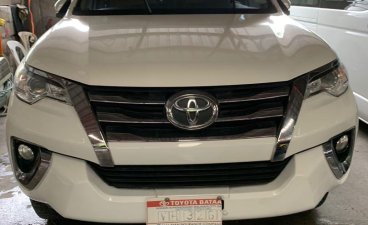 White Toyota Fortuner 2017 for sale in Quezon City