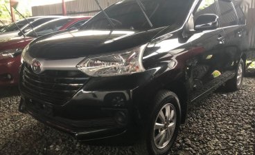 Selling Black Toyota Avanza 2018 at 6800 km 