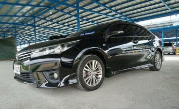 Selling Toyota Corolla Altis 2016 at 29000 km 