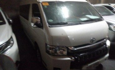 Sell White 2016 Toyota Hiace at 45000 km 