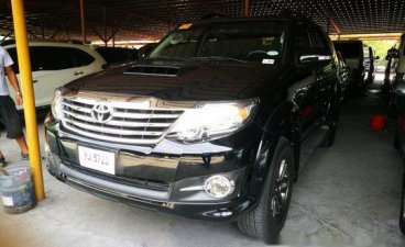 Sell Black 2015 Toyota Fortuner at 54060 km 