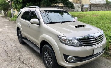 Selling Beige Toyota Fortuner 2015 at 39341 km 