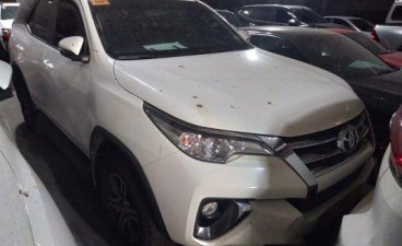 Selling White Toyota Fortuner 2018 Automatic Diesel 