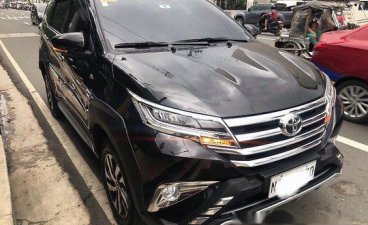 Selling Black Toyota Rush 2018 at 2500 km 