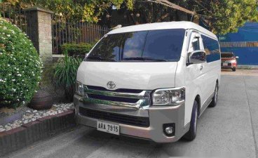 Sell White 2015 Toyota Hiace 