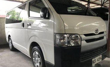 Sell White 2016 Toyota Hiace at 18569 km