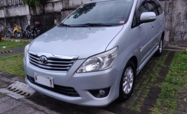 Toyota Innova 2014 at 75000 km for sale 