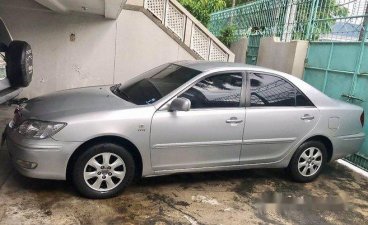 Selling Silver Toyota Camry 2004 at 81000 km 