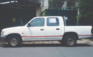 2004 Toyota Hilux for sale in Quezon City 