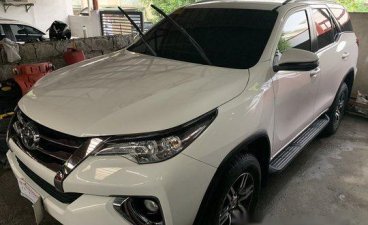 Selling White Toyota Fortuner 2018 at 11000 km 