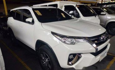 Selling White Toyota Fortuner 2018 in Quezon City 