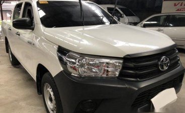 White Toyota Hilux 2019 for sale in Quezon City 