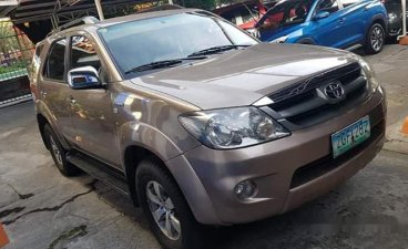 Selling Brown Toyota Fortuner 2007 at 90000 km 