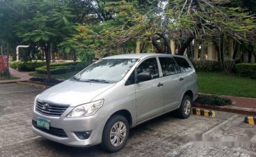 Silver Toyota Innova 2013 at 95000 km for sale 