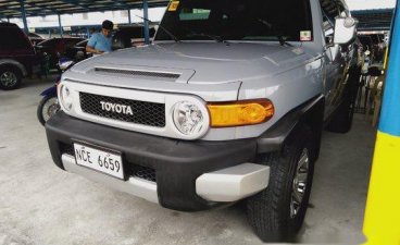 Selling Silver Toyota Fj Cruiser 2016 in Makati 