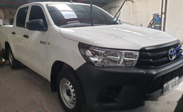 Sell White 2019 Toyota Hilux at 1900 km