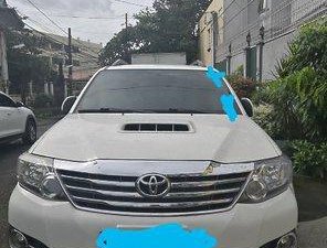 Sell White 2014 Toyota Fortuner Automatic Diesel at 89000 km