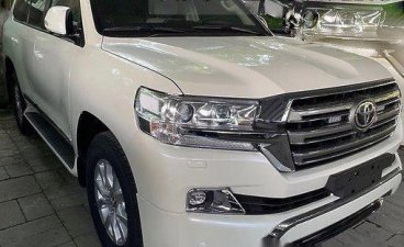 Sell White 2019 Toyota Land Cruiser Automatic Diesel