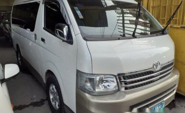 White Toyota Hiace 2013 Automatic Diesel for sale