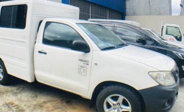 2016 Toyota Hilux Manual Diesel for sale 