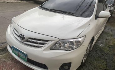 Sell White 2013 Toyota Corolla Altis in Quezon City 