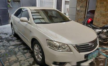Selling White Toyota Camry 2009 Automatic Gasoline 