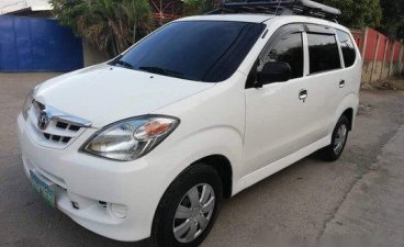 Sell White 2007 Toyota Avanza in Cebu 