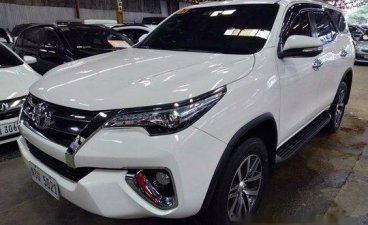 Selling White Toyota Fortuner 2017 Automatic Diesel 