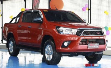 Orange Toyota Hilux 2018 at 4000 km for sale 