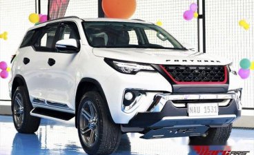 White Toyota Fortuner 2017 at 14000 km for sale 