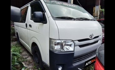 Selling Toyota Hiace 2016 Van Manual Diesel